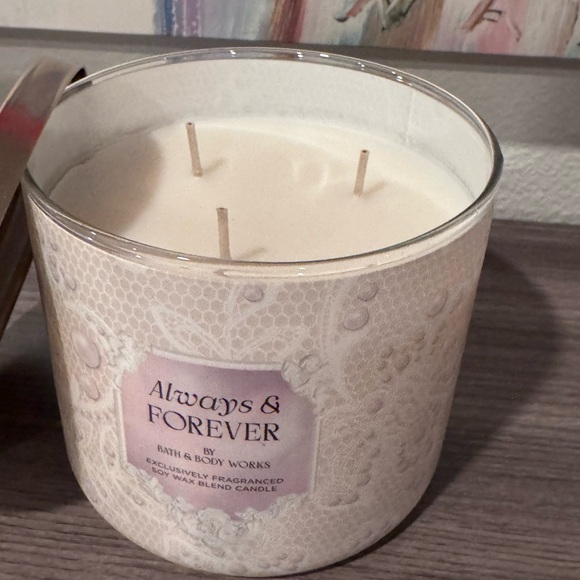 Always and Forever Candle Bath and Body Works - Picture 2 of 3
